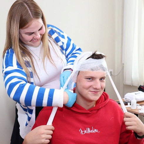 Во Владимире студенты ВЛГУ научились оказывать первую помощь пострадавшим