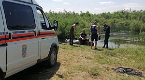 Спасатели ПСС Челябинской области ведут поиск утонувших.